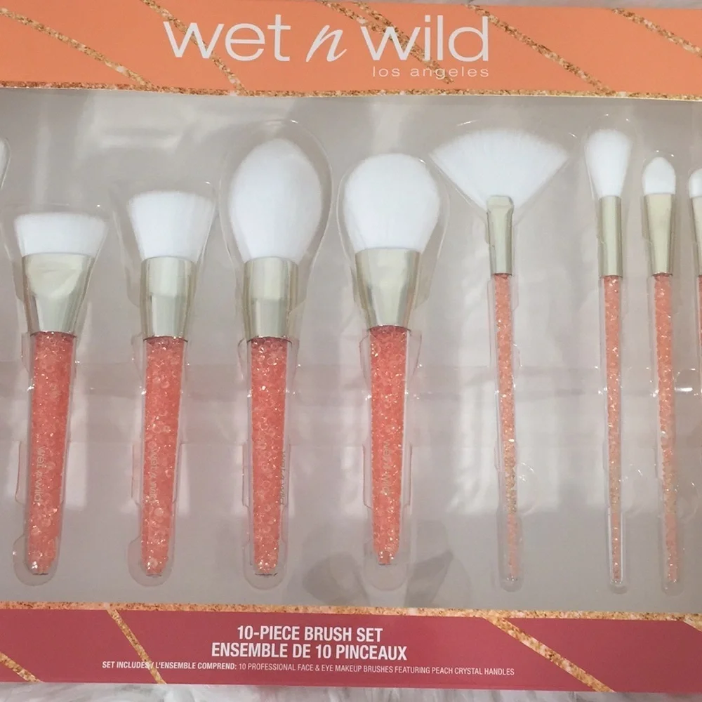 Wet n Wild 10 Piece Brush Set ($39.90 value)